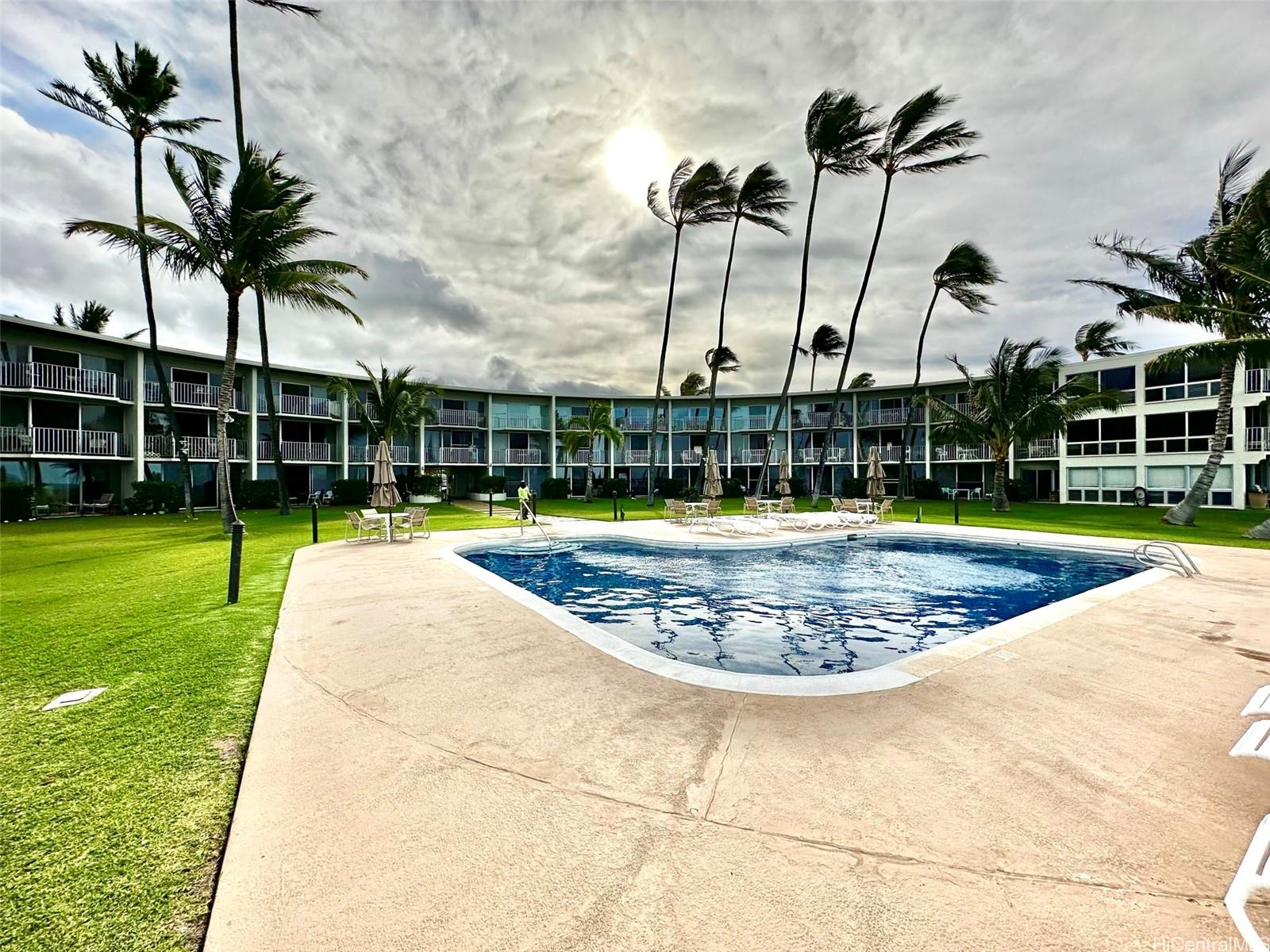 87-561 Farrington Highway  Unit 317