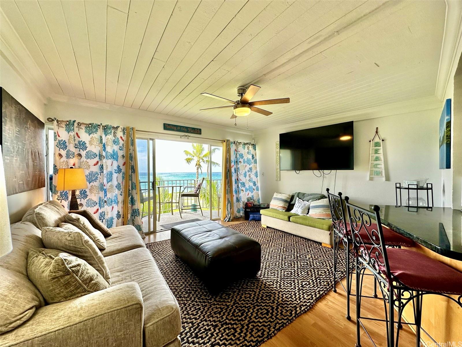 87-561 Farrington Highway  Unit 317