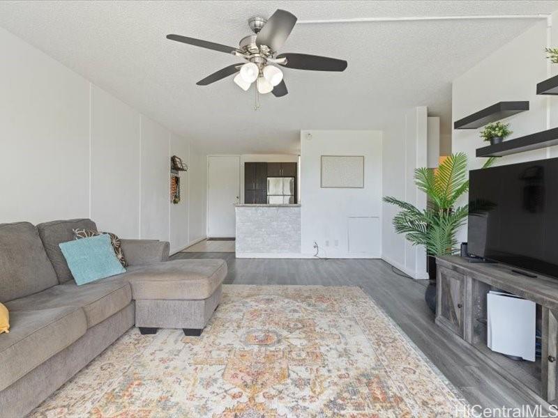 95-2055 Waikalani Place B404
