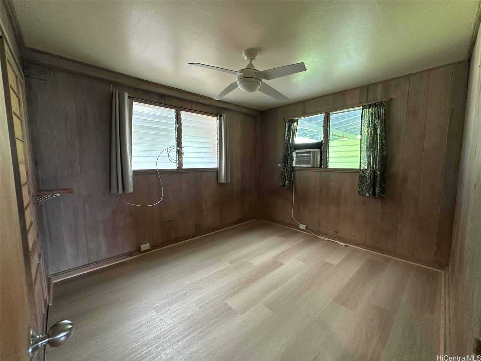 Photo 20 of 25