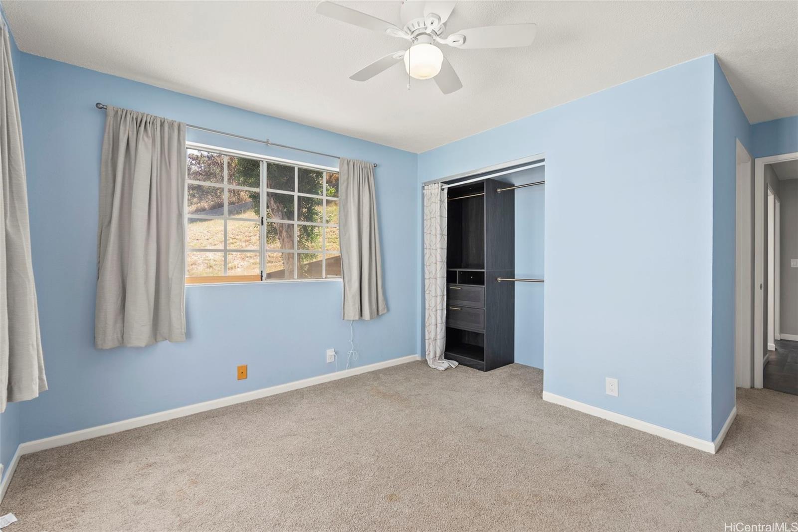 Photo 10 of 24