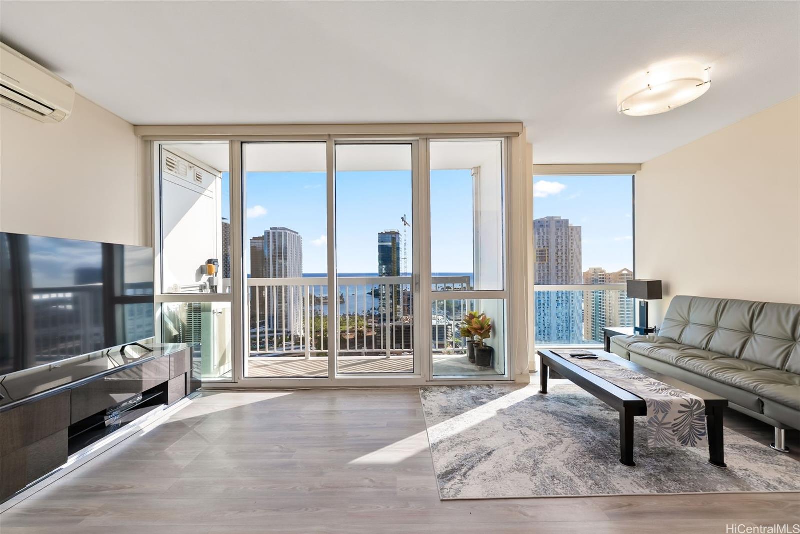 909 Kapiolani Boulevard 3102