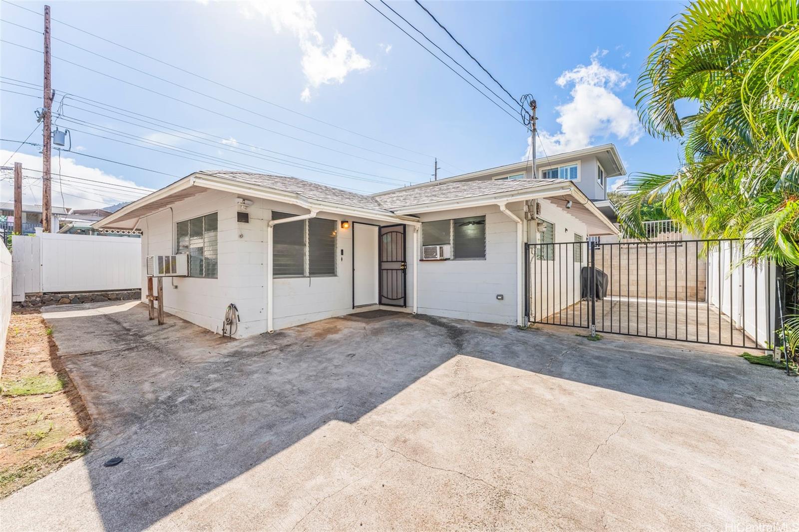 2211 Kalihi Street A
