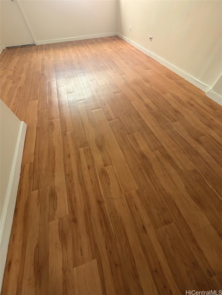 Photo 10 of 24