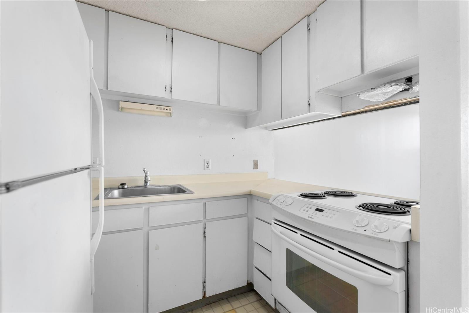 2542 Date Street  Unit 901