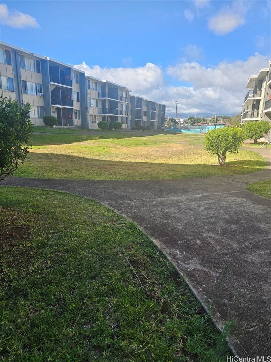 Photo 15 of 16