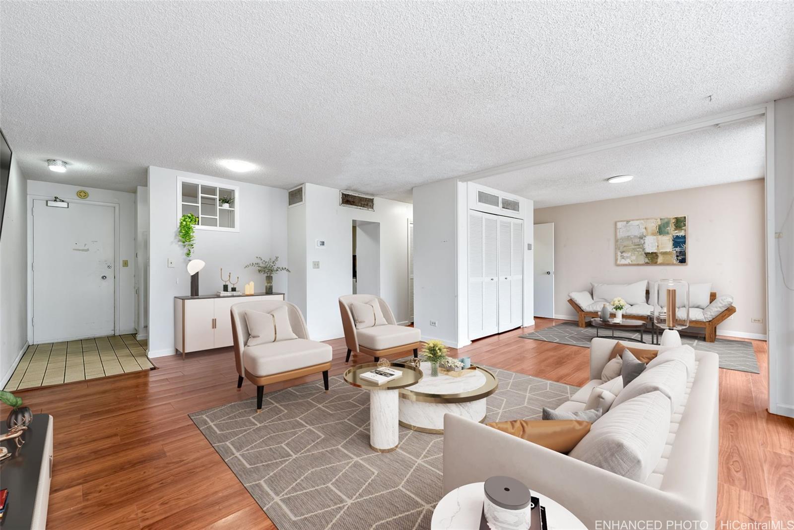 1561 Kanunu Street 406