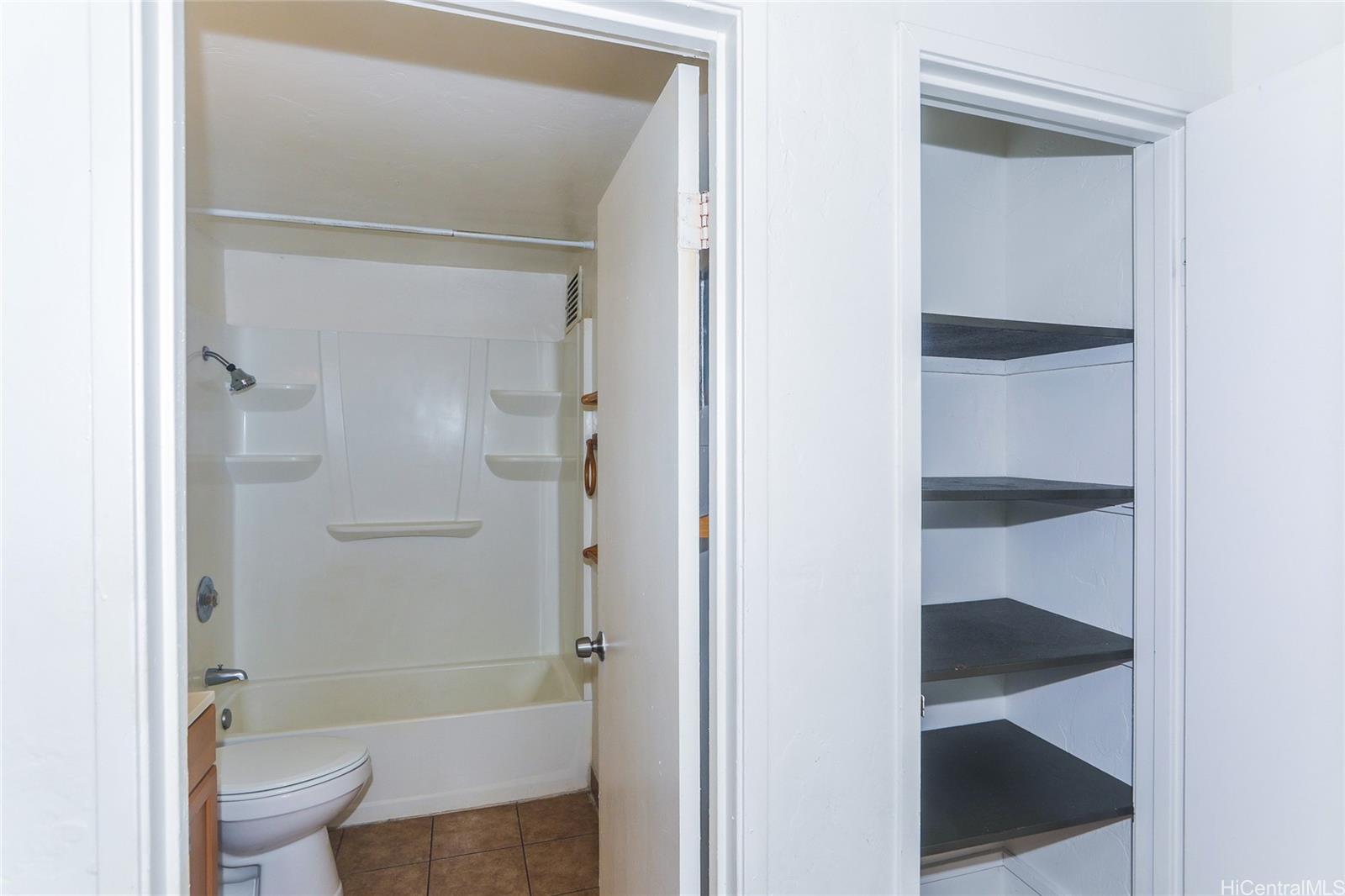 87-122 Helelua Street  Unit C204