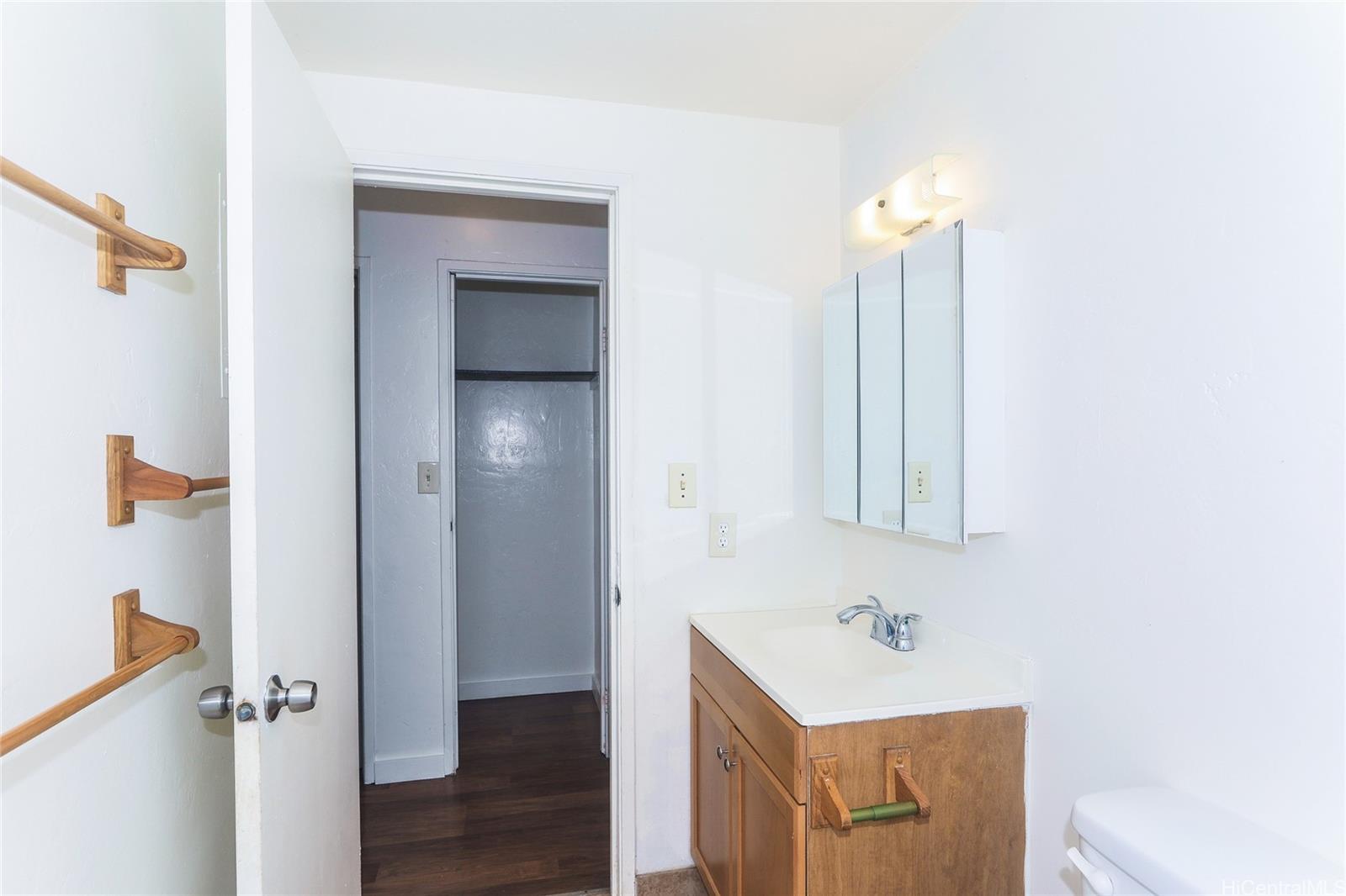 87-122 Helelua Street  Unit C204