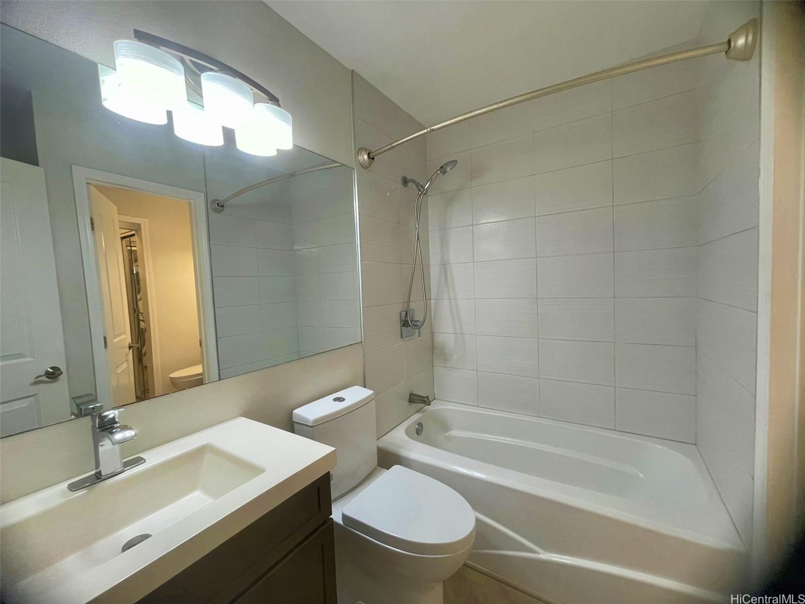 91-1029 Puamaeole Street  Unit 2R