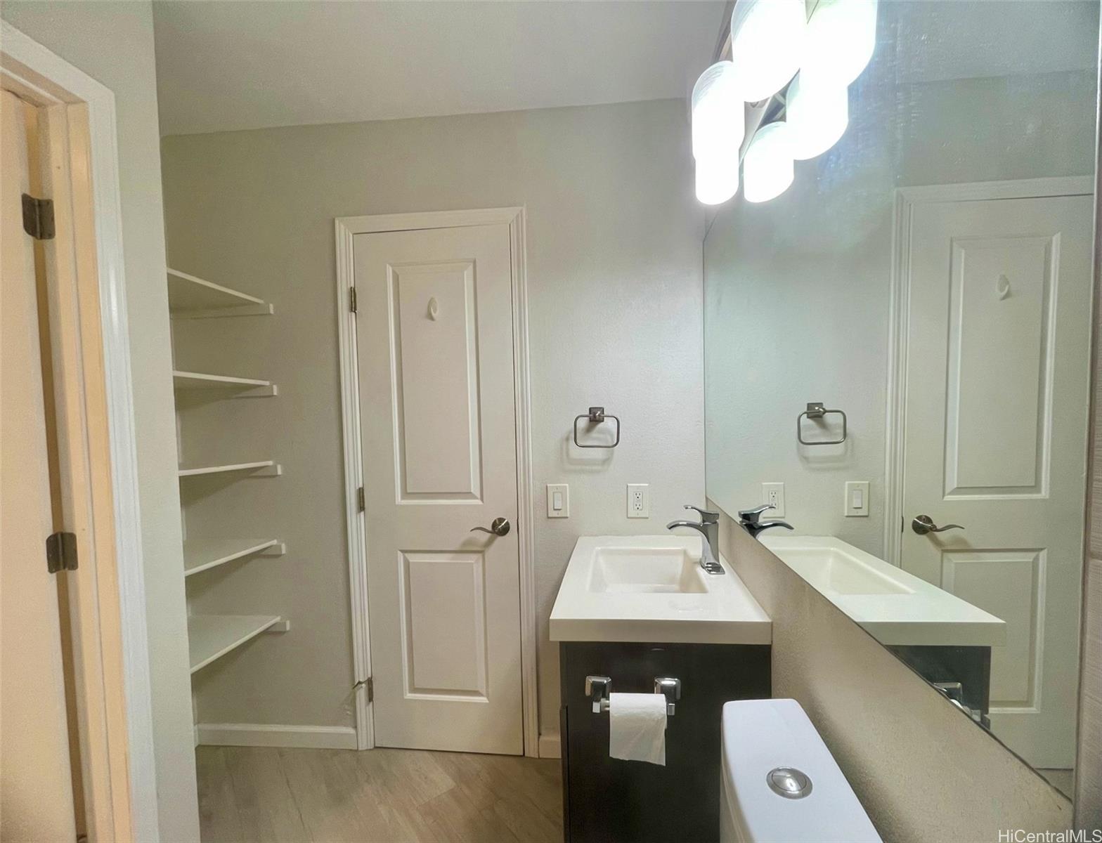 91-1029 Puamaeole Street  Unit 2R