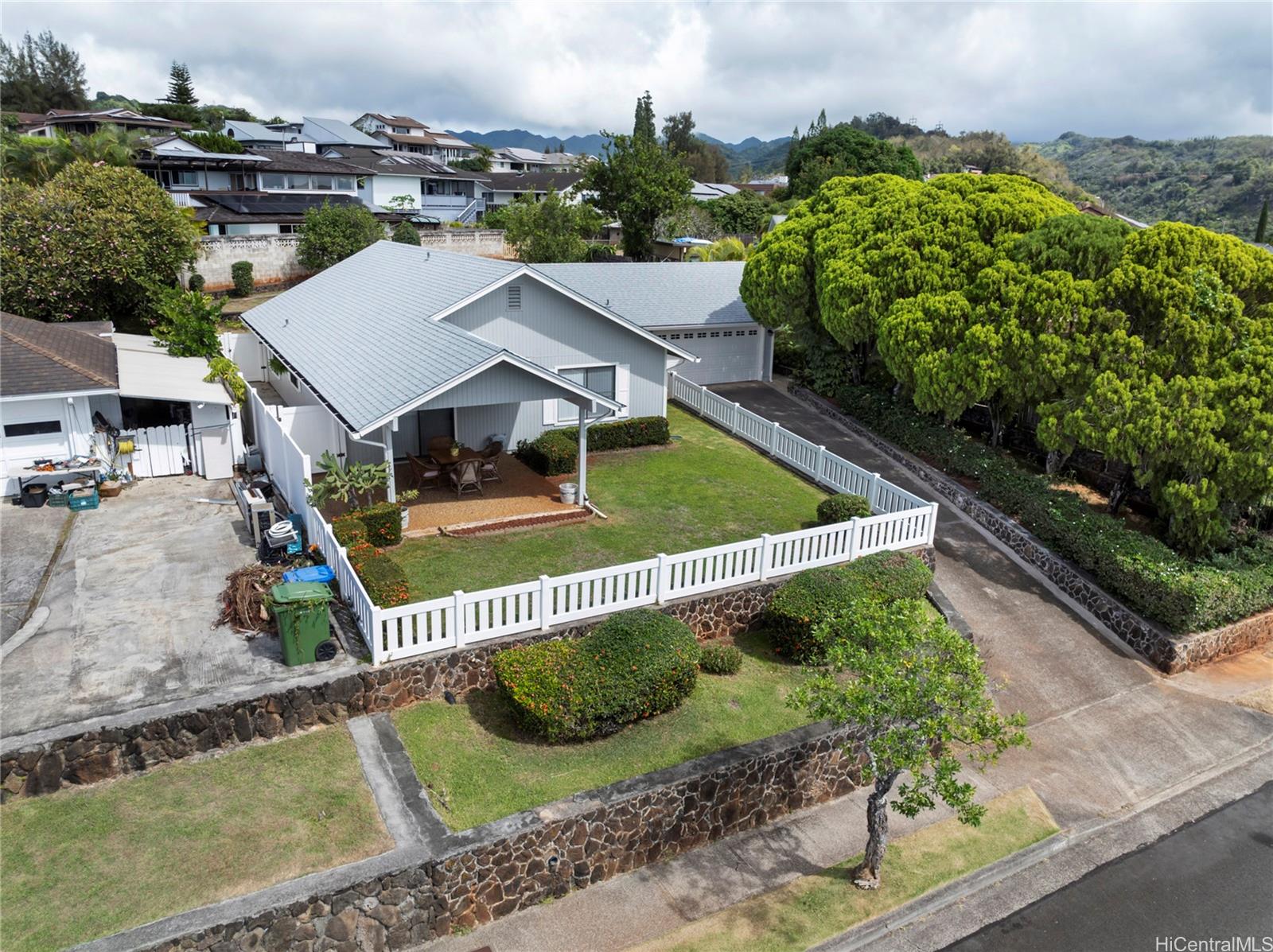 98-1146 Malualua Street