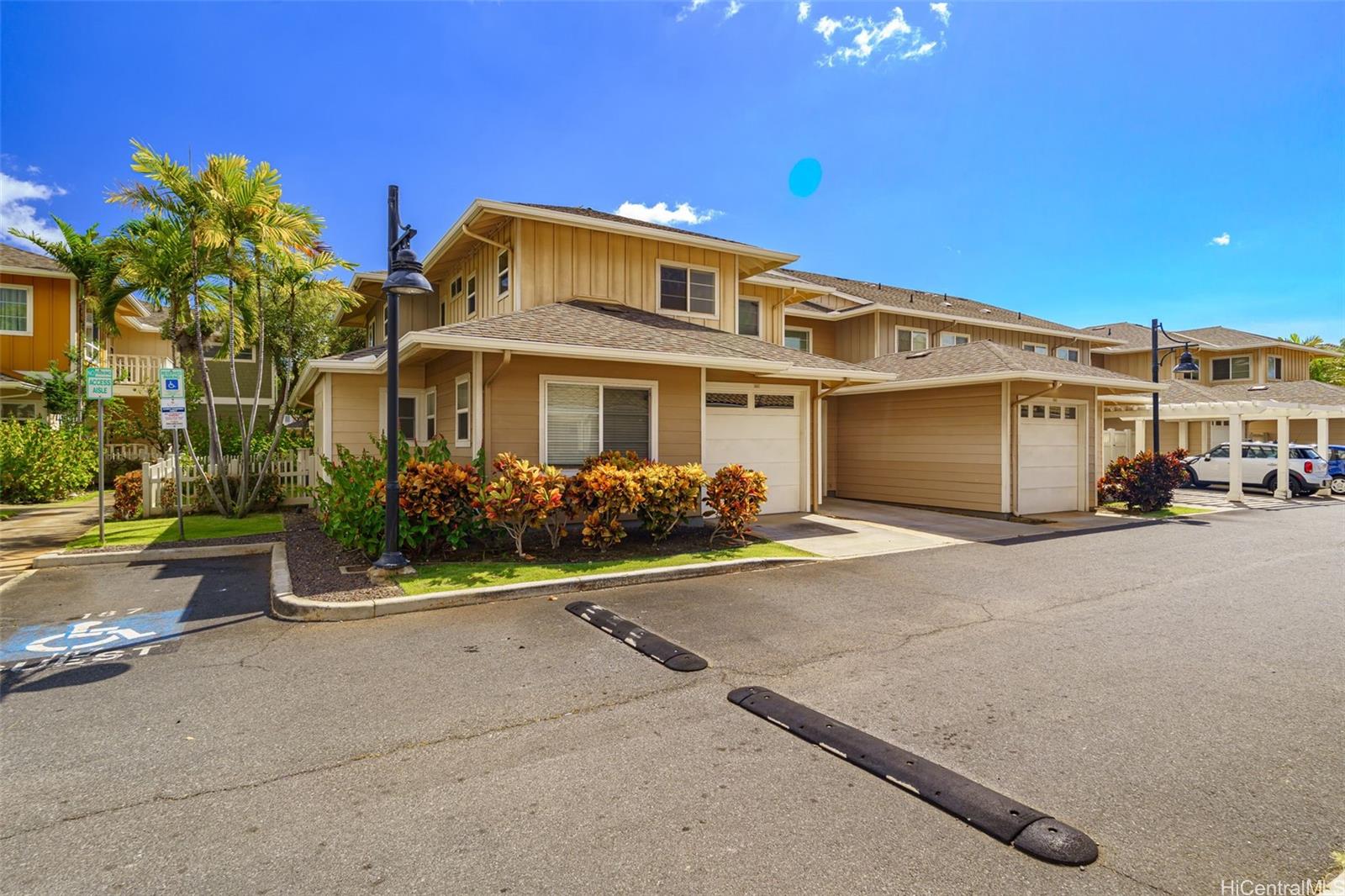530 Kunehi Street 802