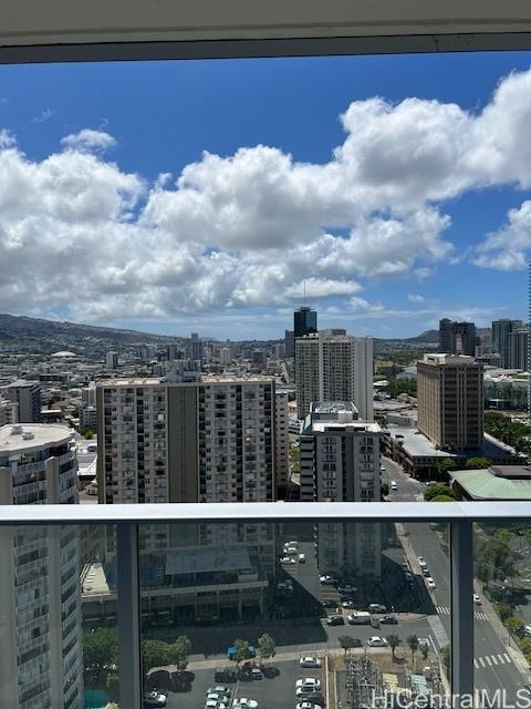 629 Keeaumoku Street 2405