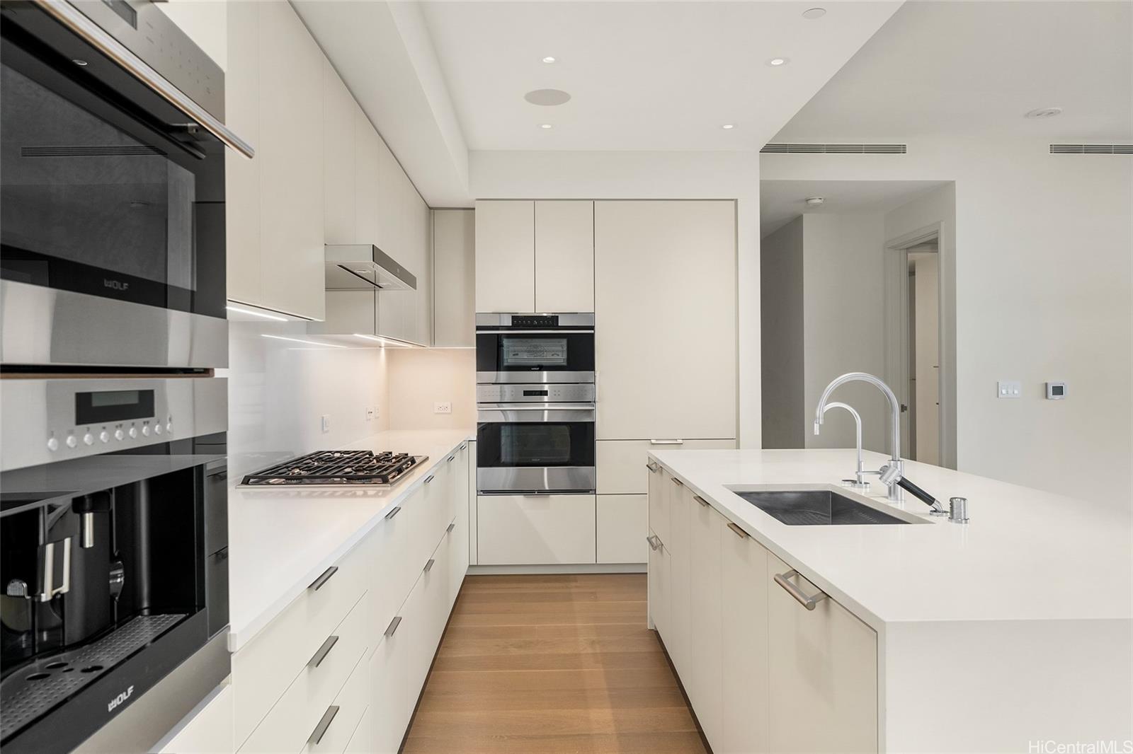 1388 Ala Moana Boulevard  Unit 5301