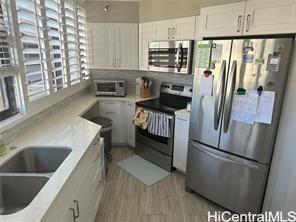 1221 Victoria Street 1501