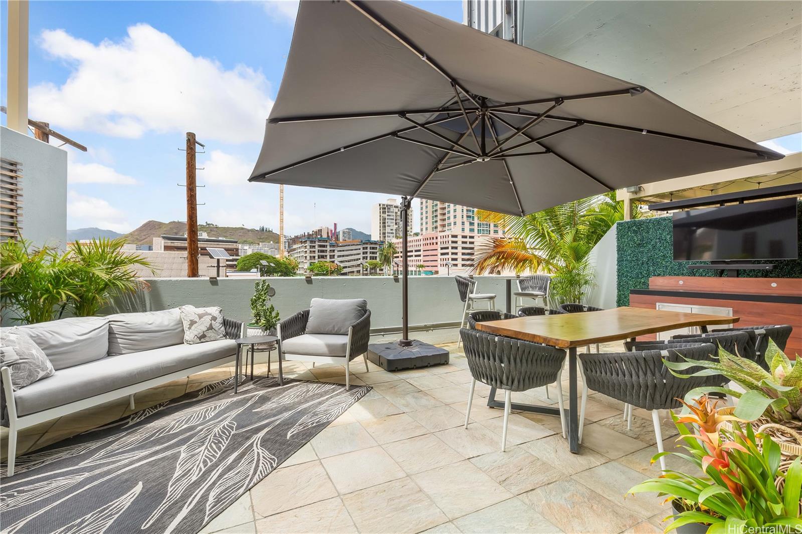 720 Kapiolani Boulevard 303