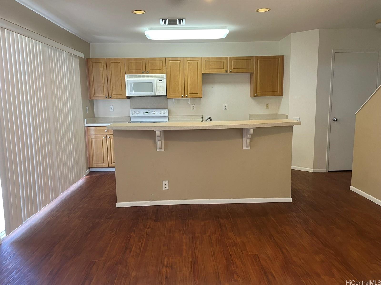 Photo 6 of 20