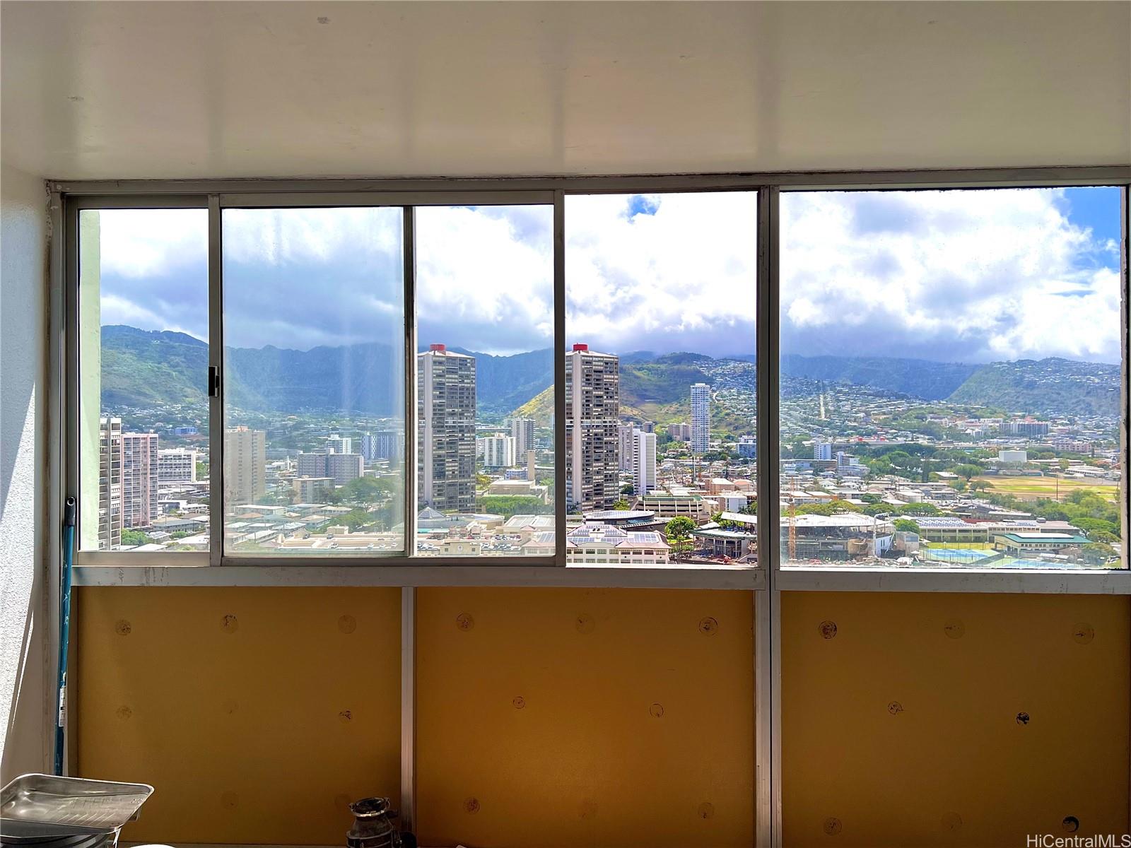 2211 Ala Wai Boulevard 2708