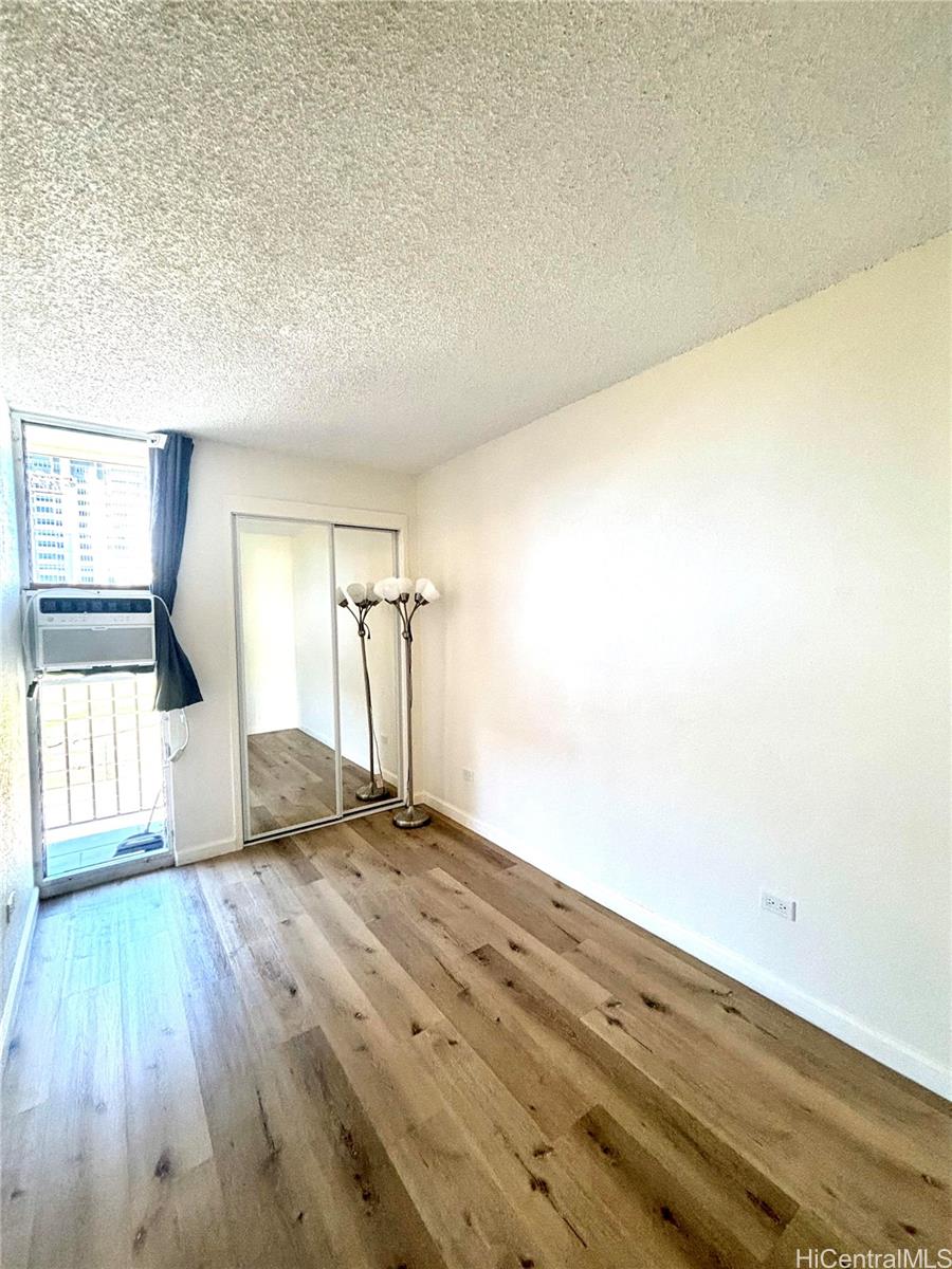 1260 Richard Lane  Unit 406