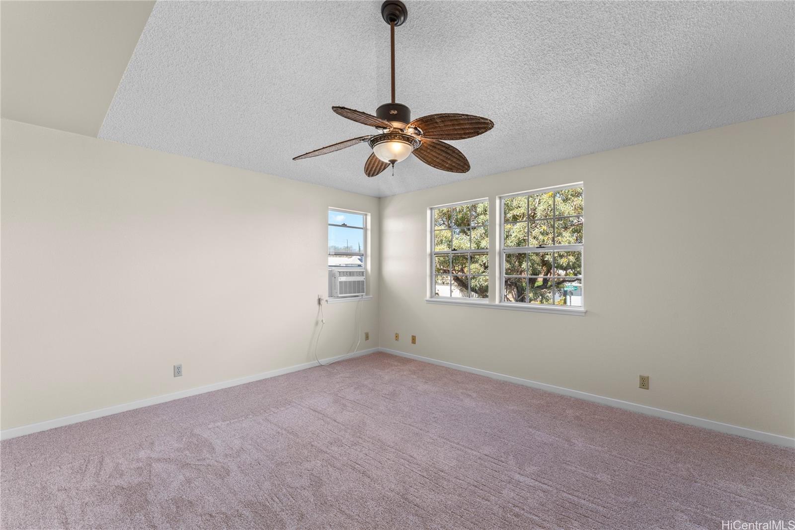Photo 15 of 25