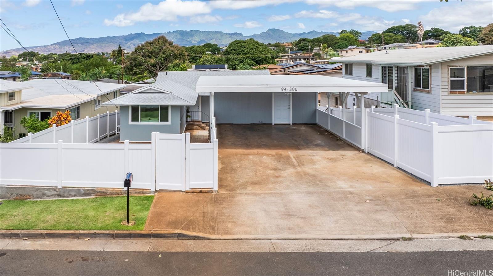 94-306 Kahuawai Street