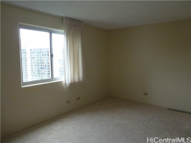 Photo 9 of 25