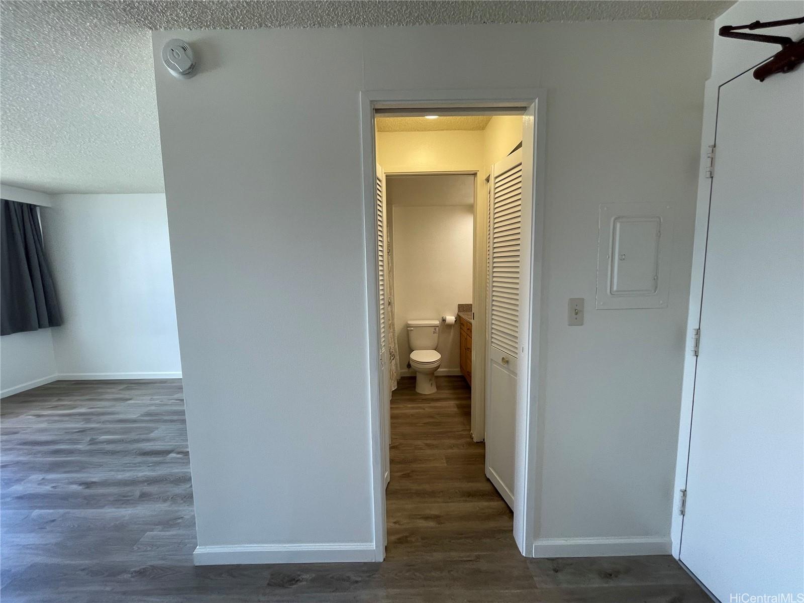 Photo 6 of 11