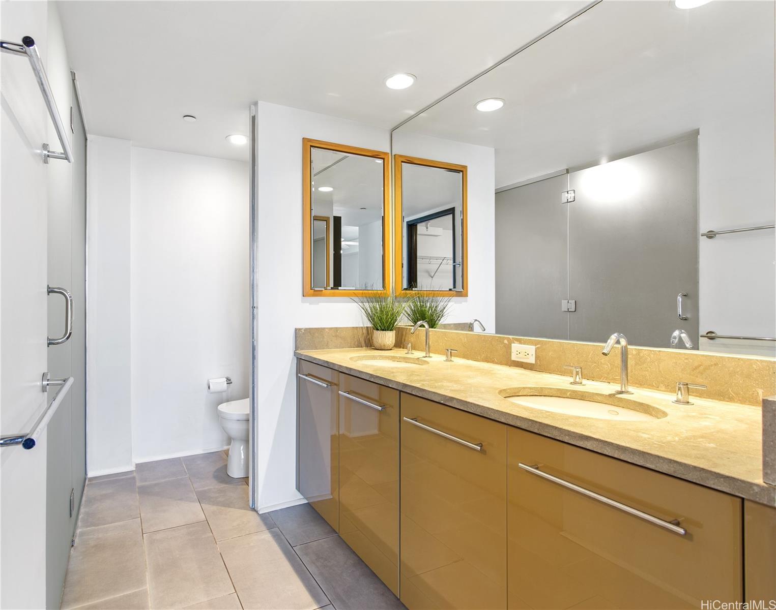 1200 Queen Emma Street  Unit 812