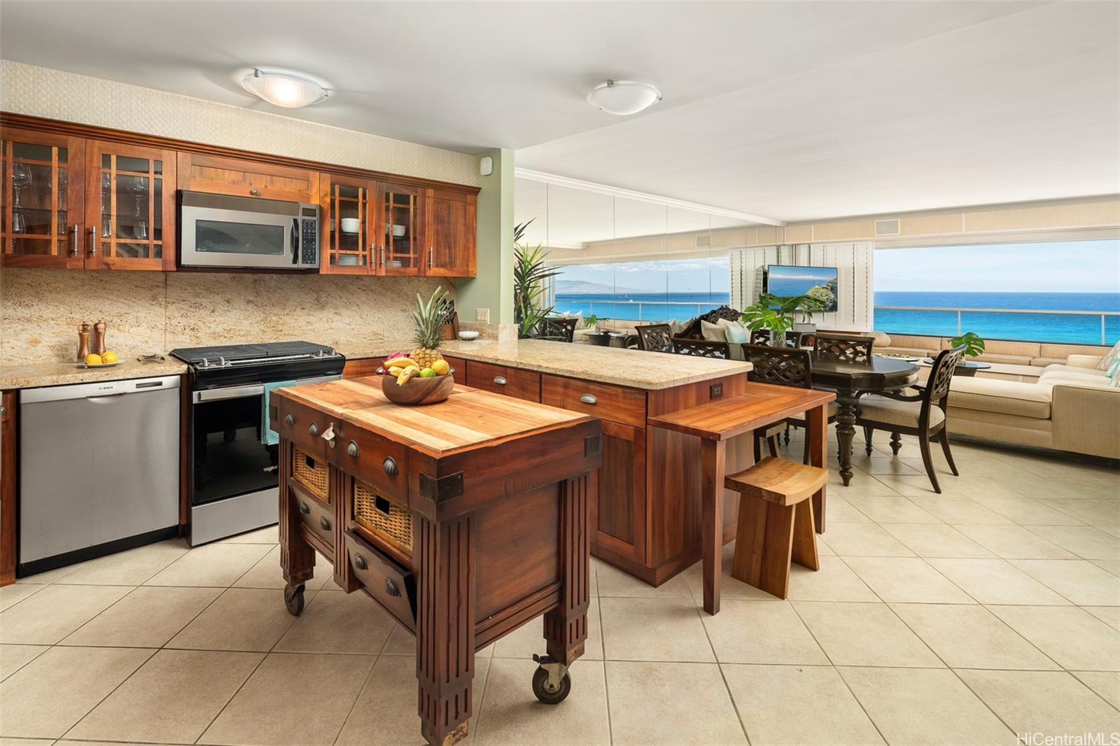 2895 Kalakaua Avenue  Unit 1403, 1404 & 1405