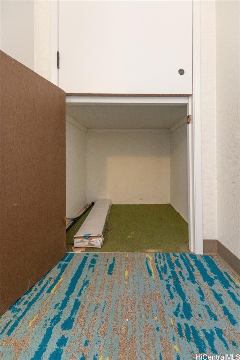 Photo 11 of 22