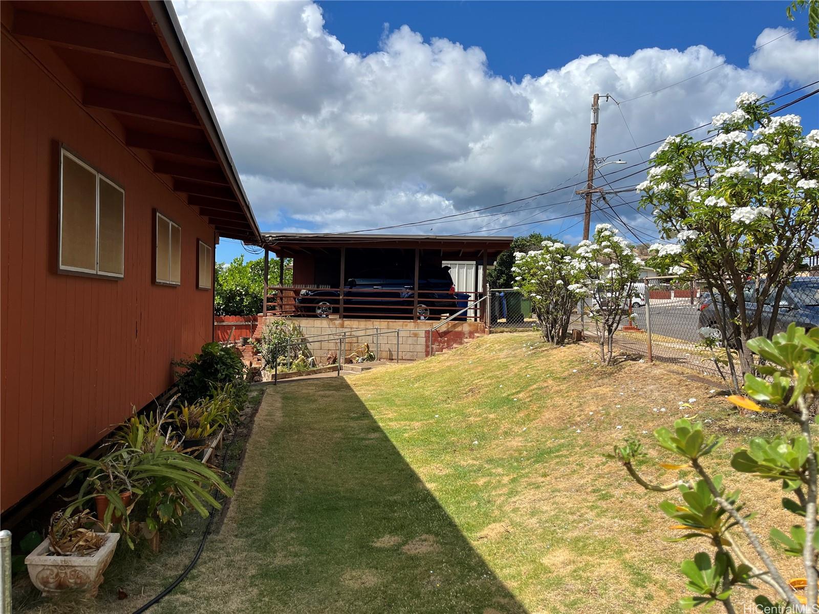 Photo 17 of 20