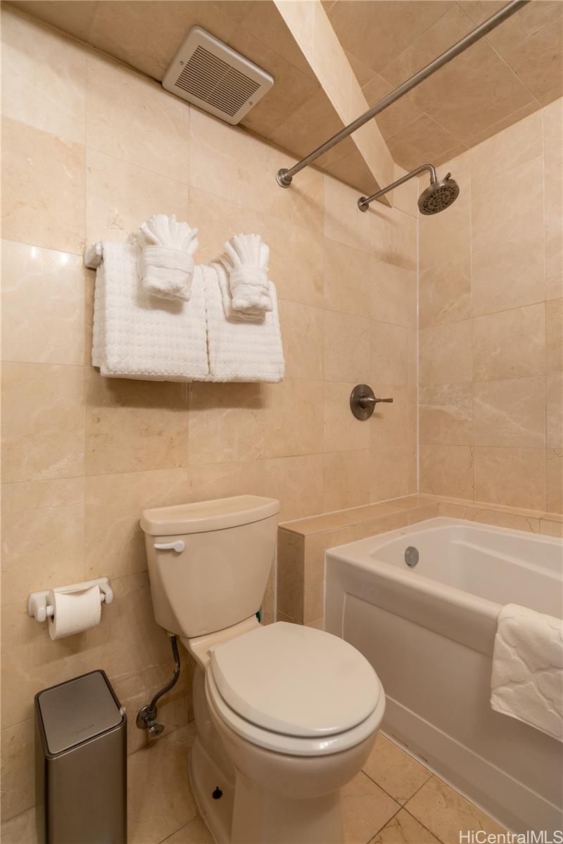 444 Niu Street  Unit 1607