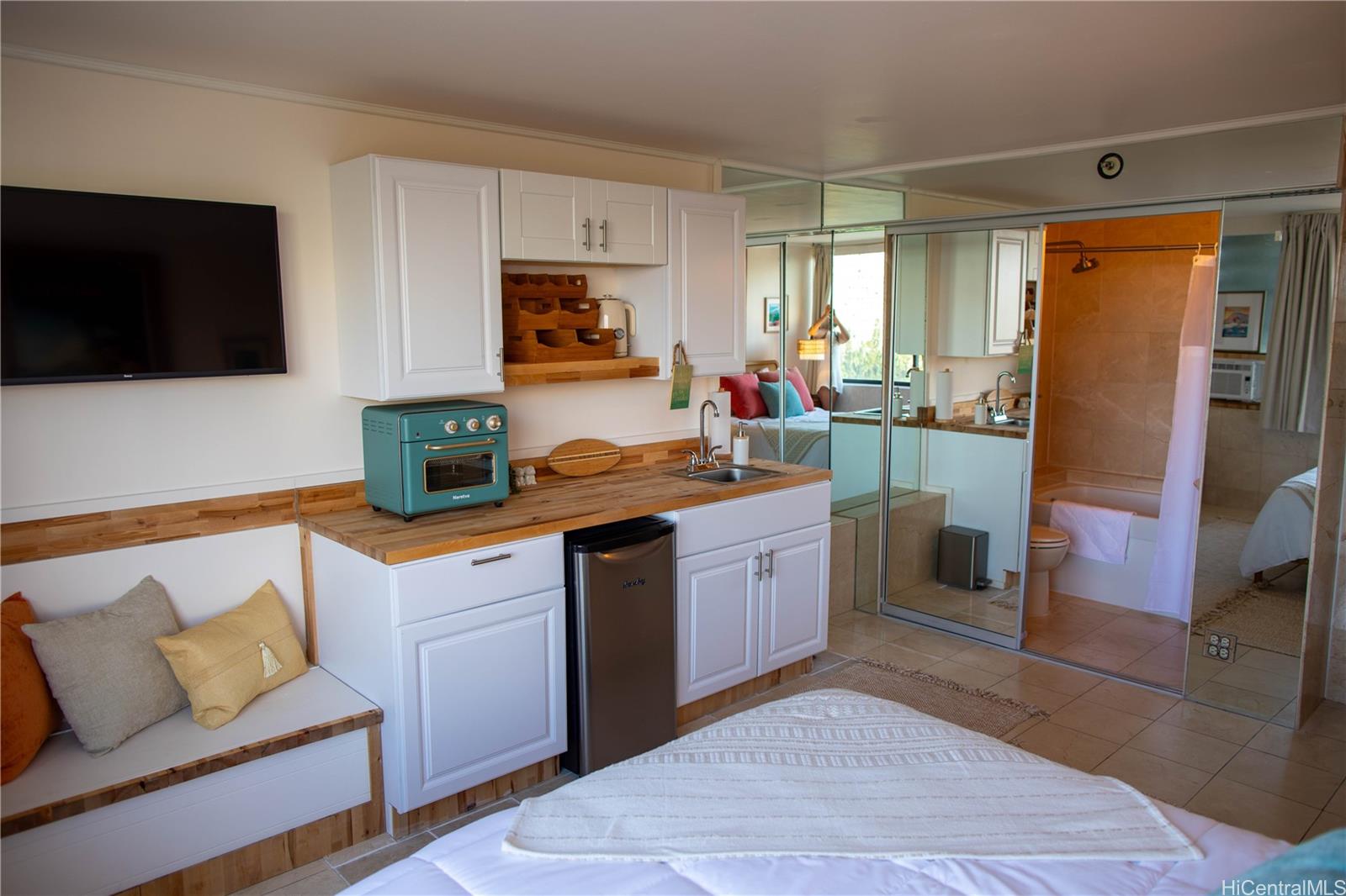 444 Niu Street  Unit 1607