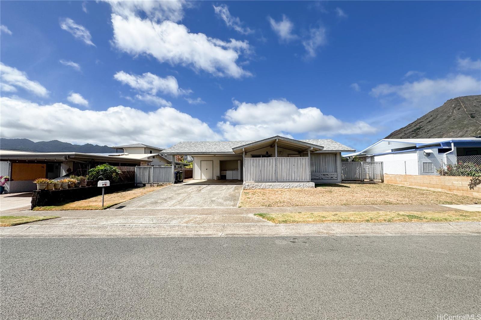 322 Anapalau Street
