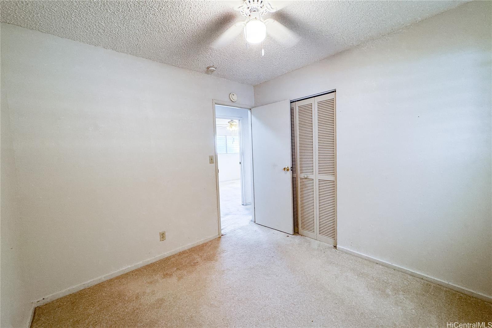 Photo 17 of 25