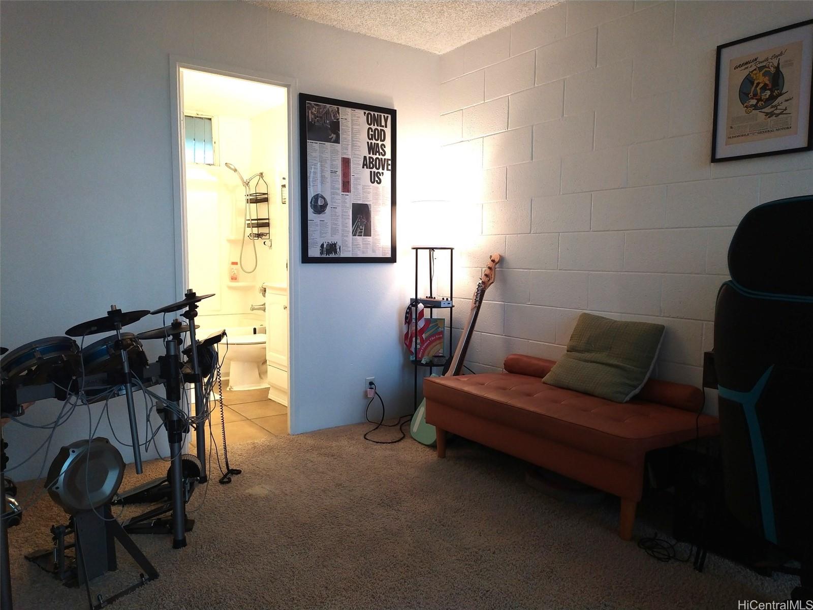 Photo 7 of 22