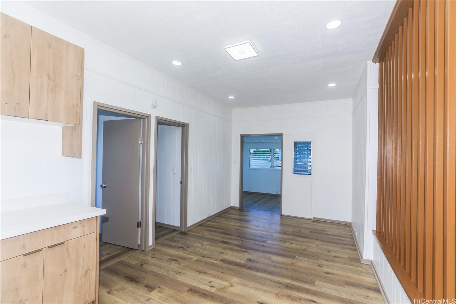 1052 Maiha Circle