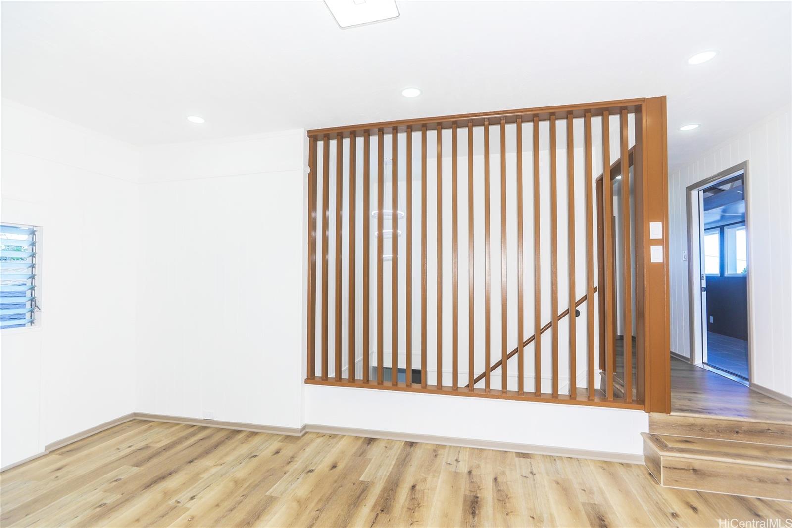 1052 Maiha Circle