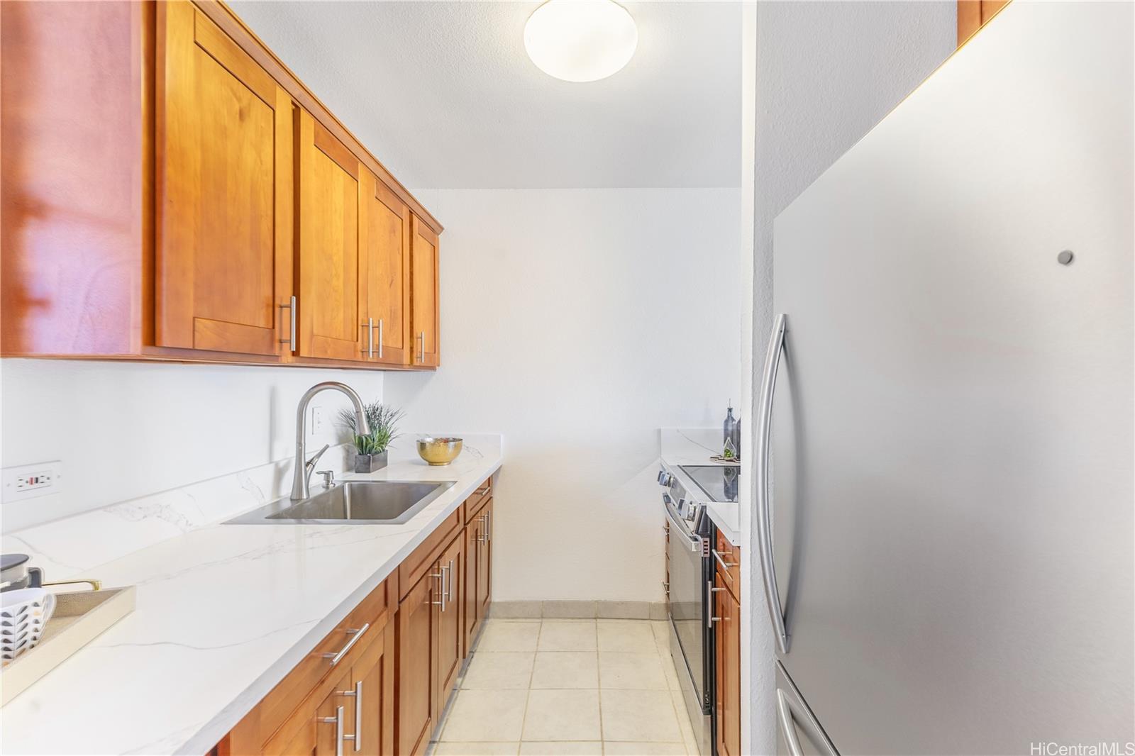 2439 Kapiolani Boulevard  Unit 803