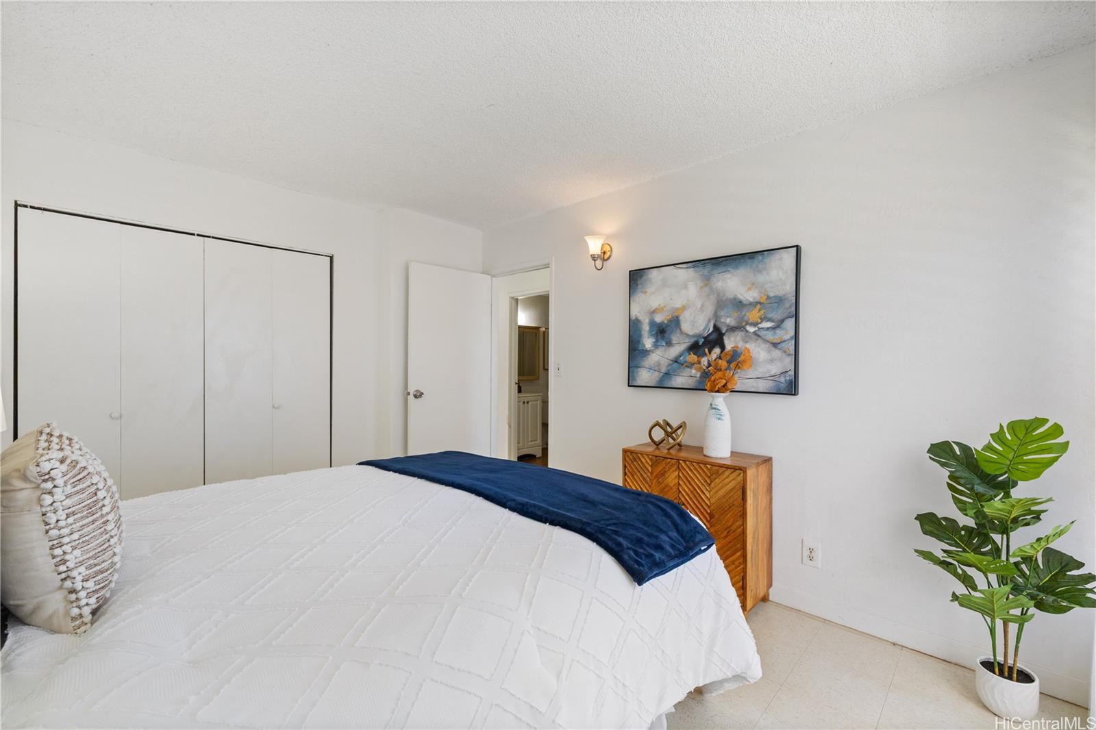 87-119 Helelua Street  Unit F204