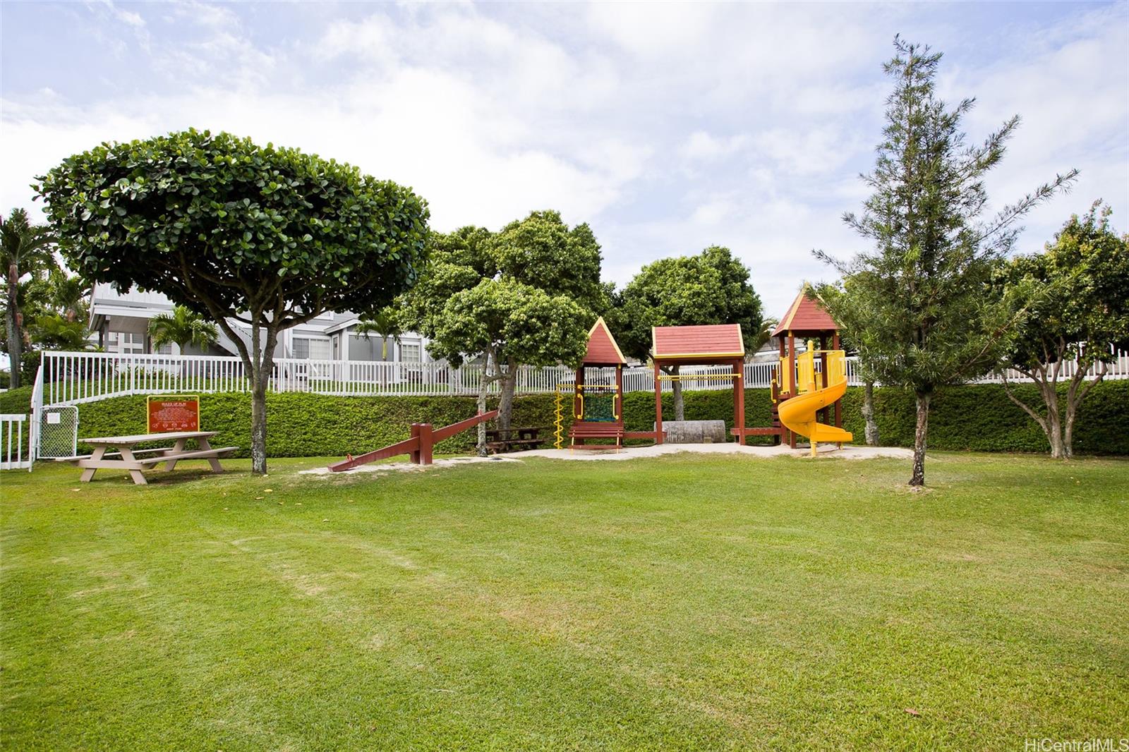 516 Mananai Place  Unit 15A