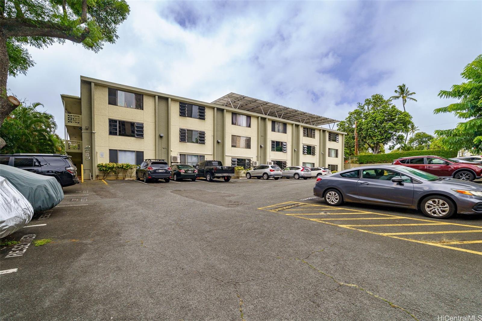 2050 Nuuanu Avenue  Unit DH106