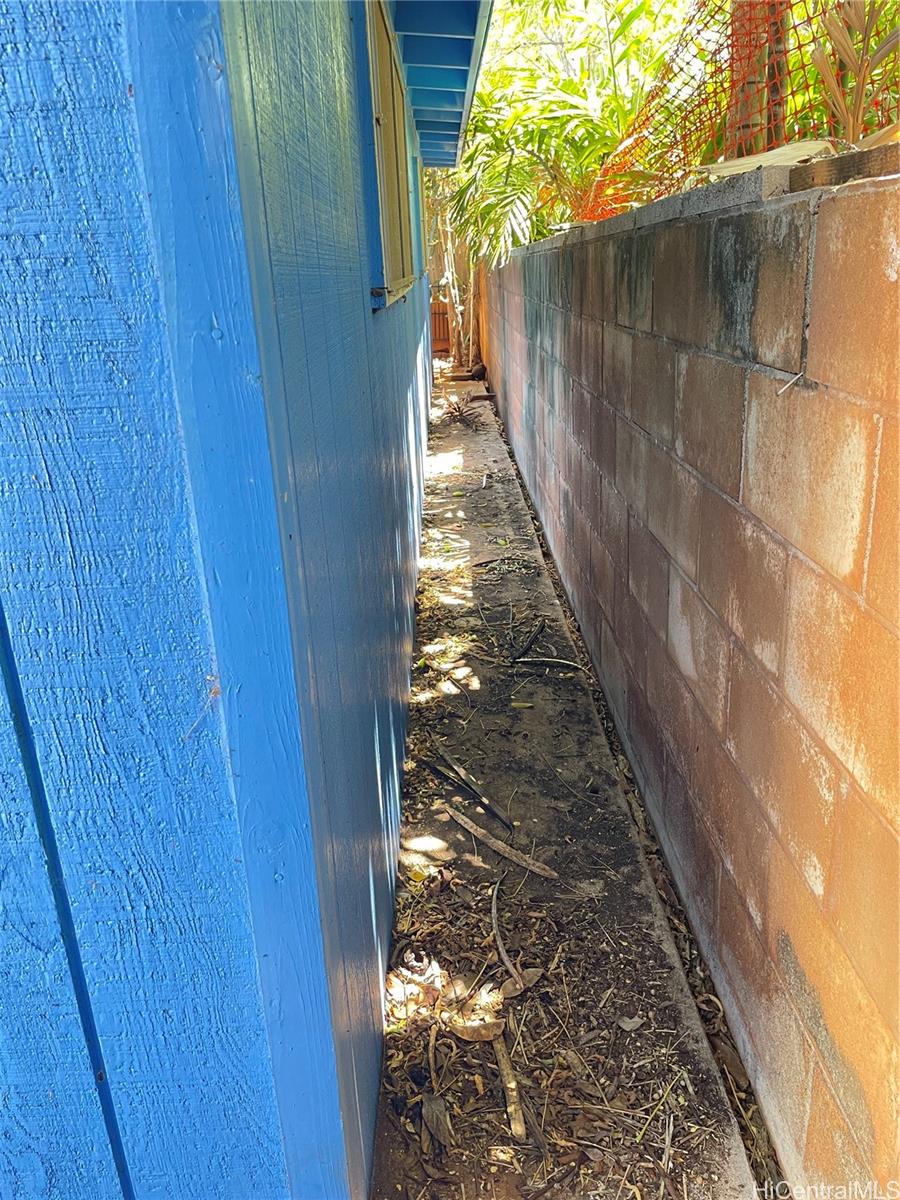 Photo 13 of 20