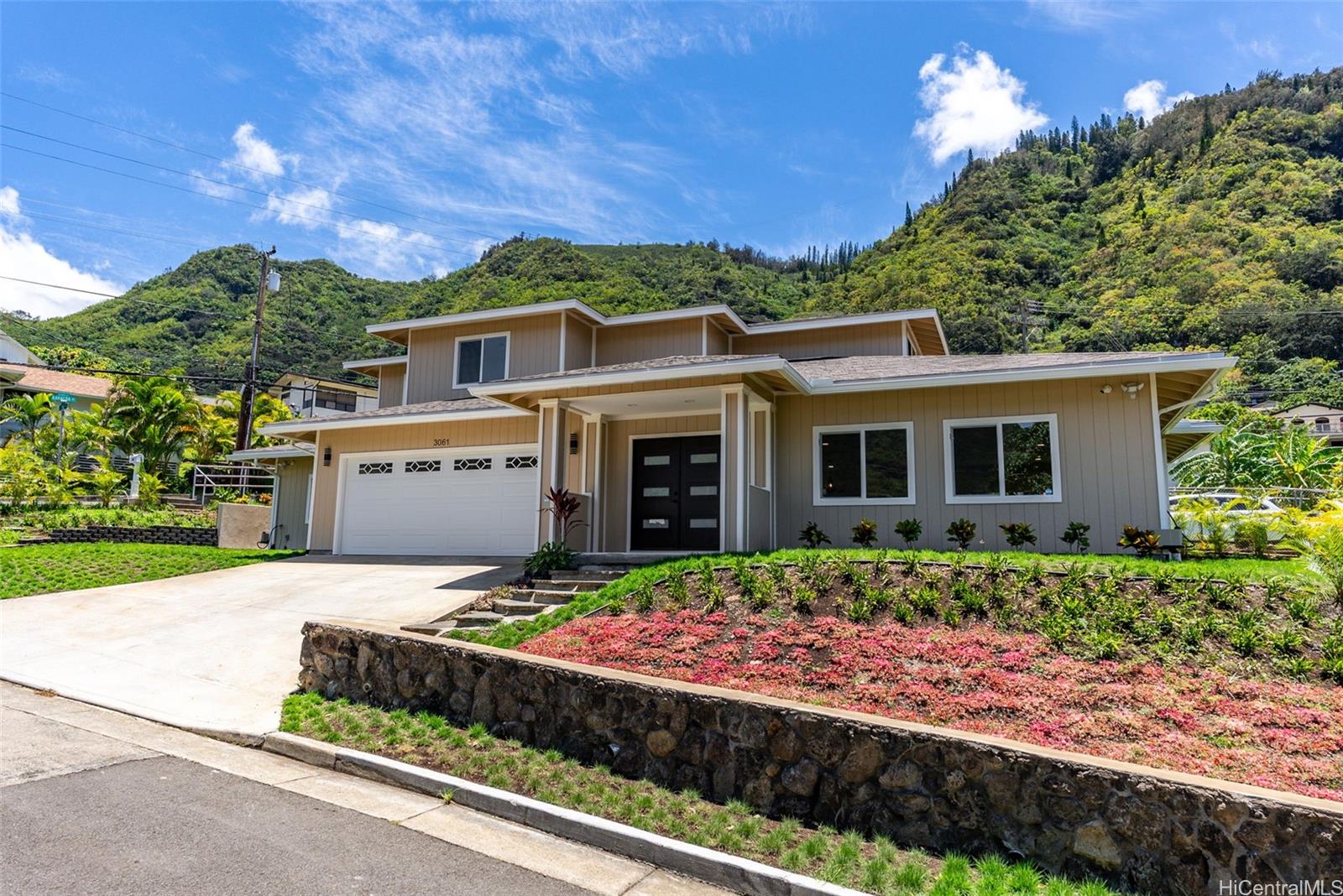 3061 Kahaloa Drive