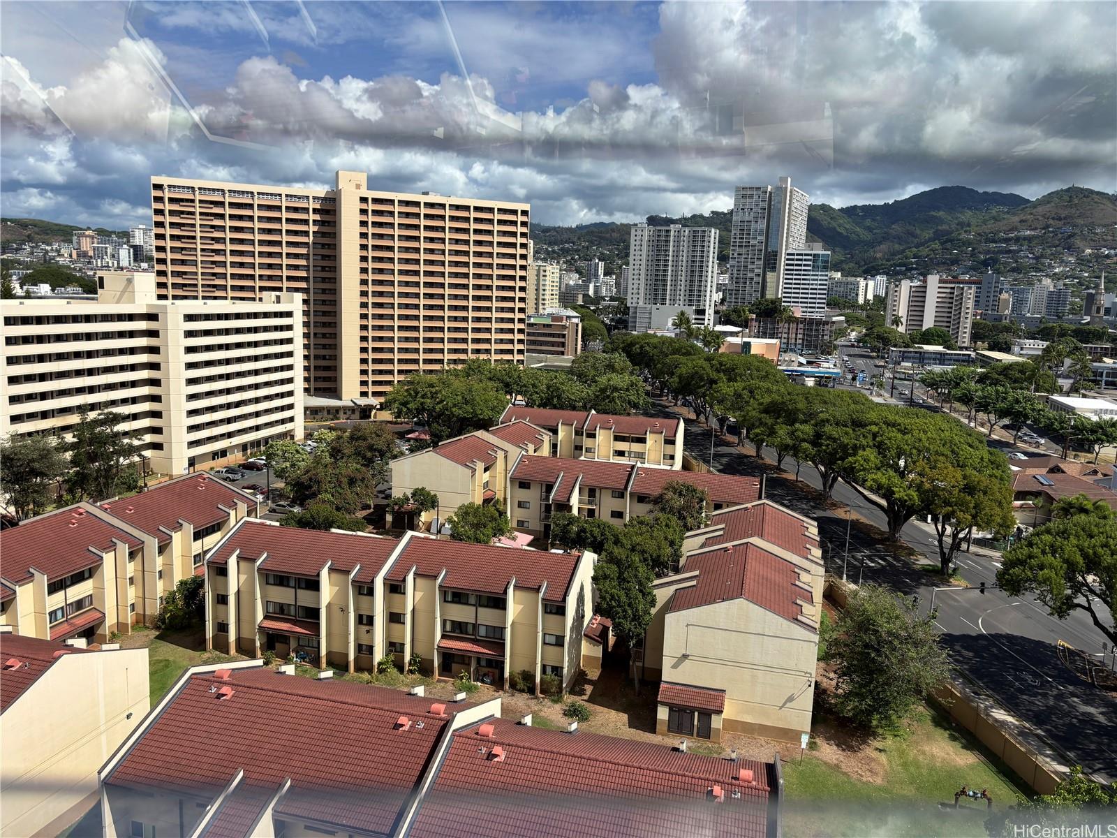 1650 Kanunu Street 1316