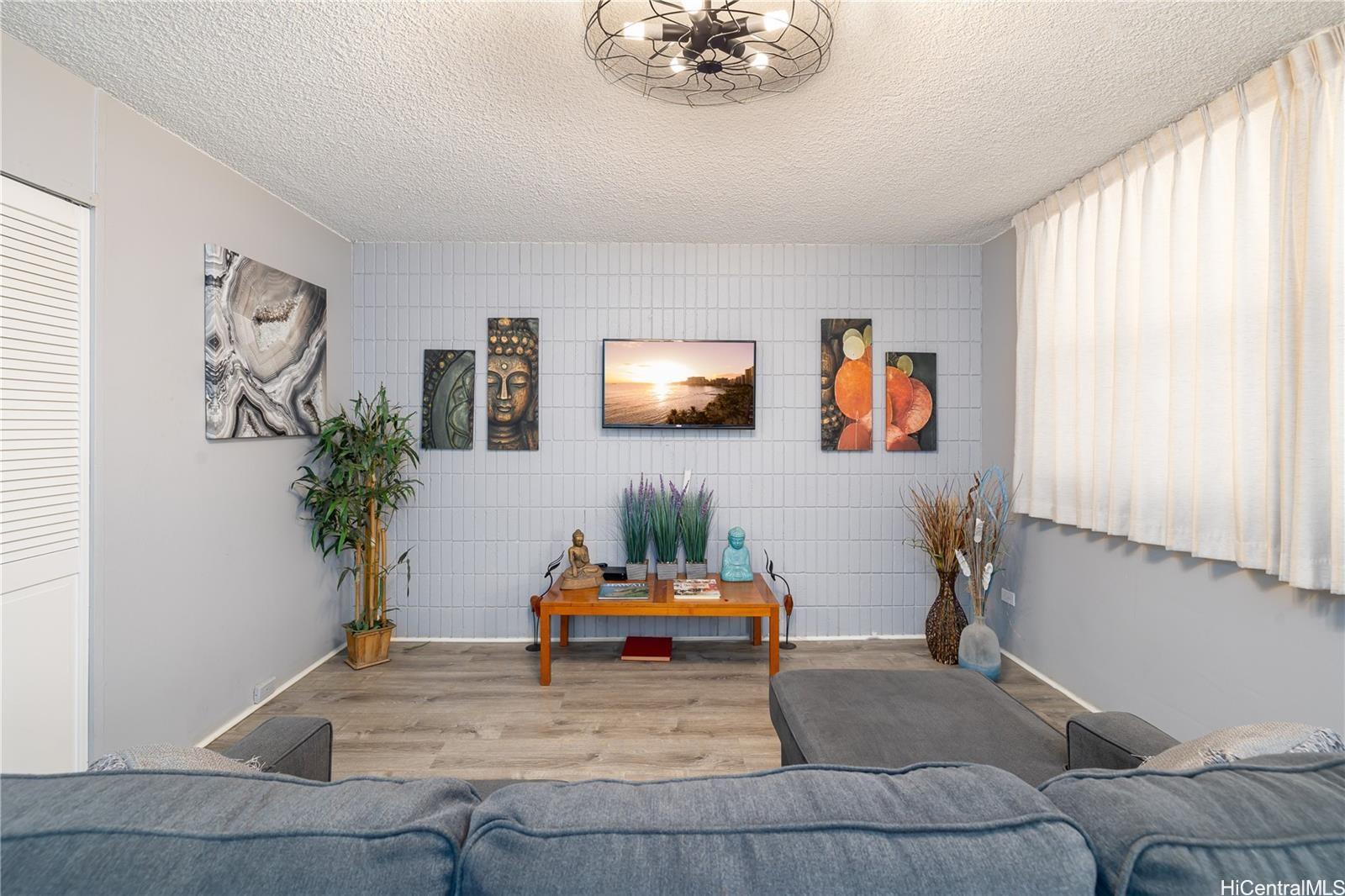 1911 Kalakaua Avenue 406