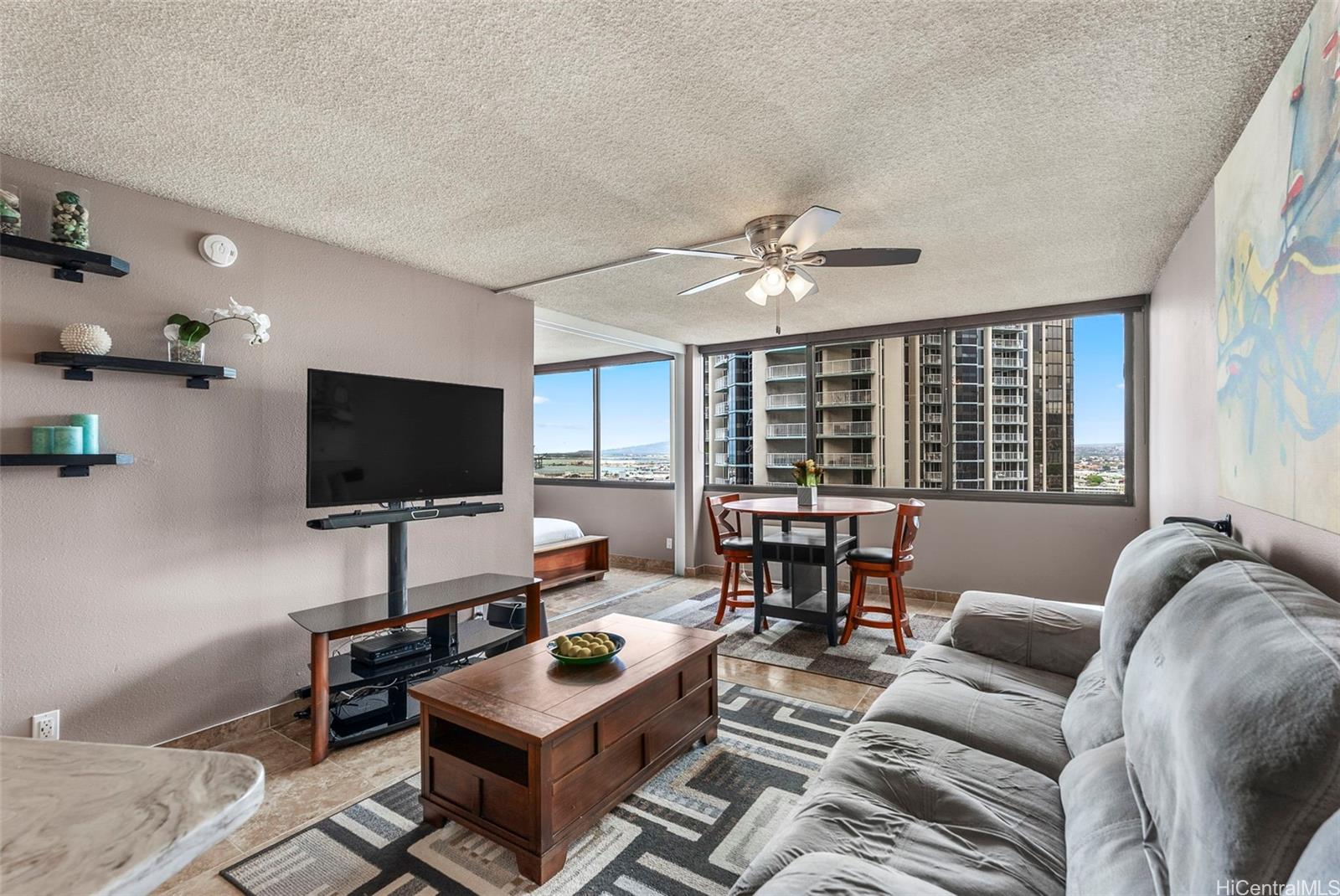 1255 Nuuanu Avenue E2410