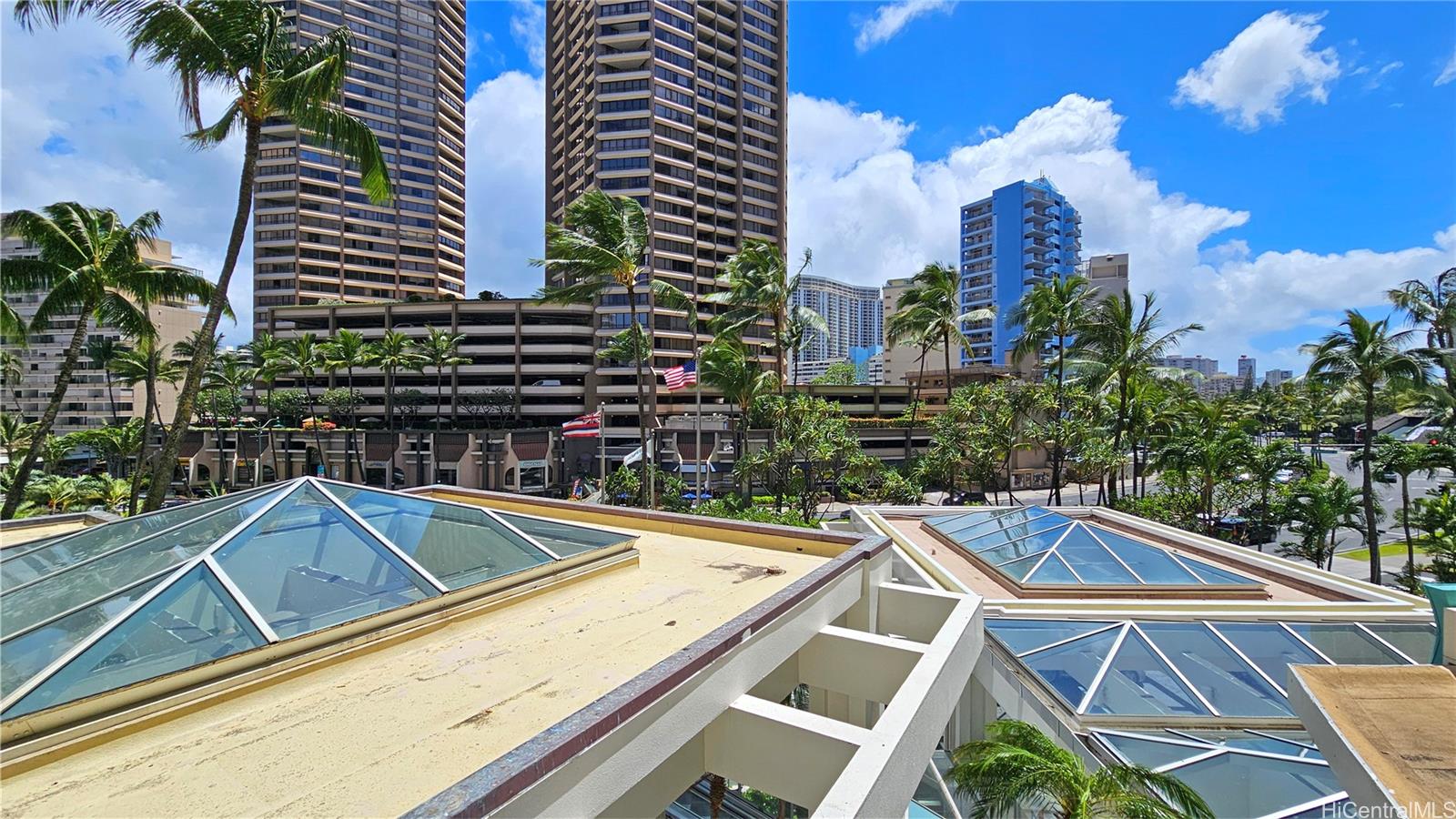 Photo 21 of 25