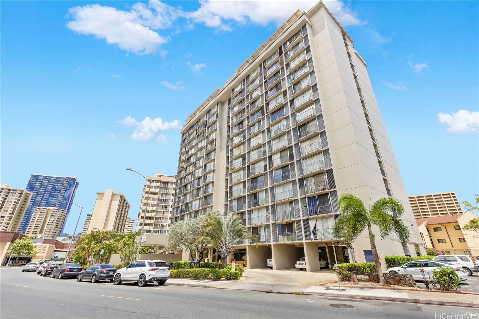 1650 Kanunu Street 416